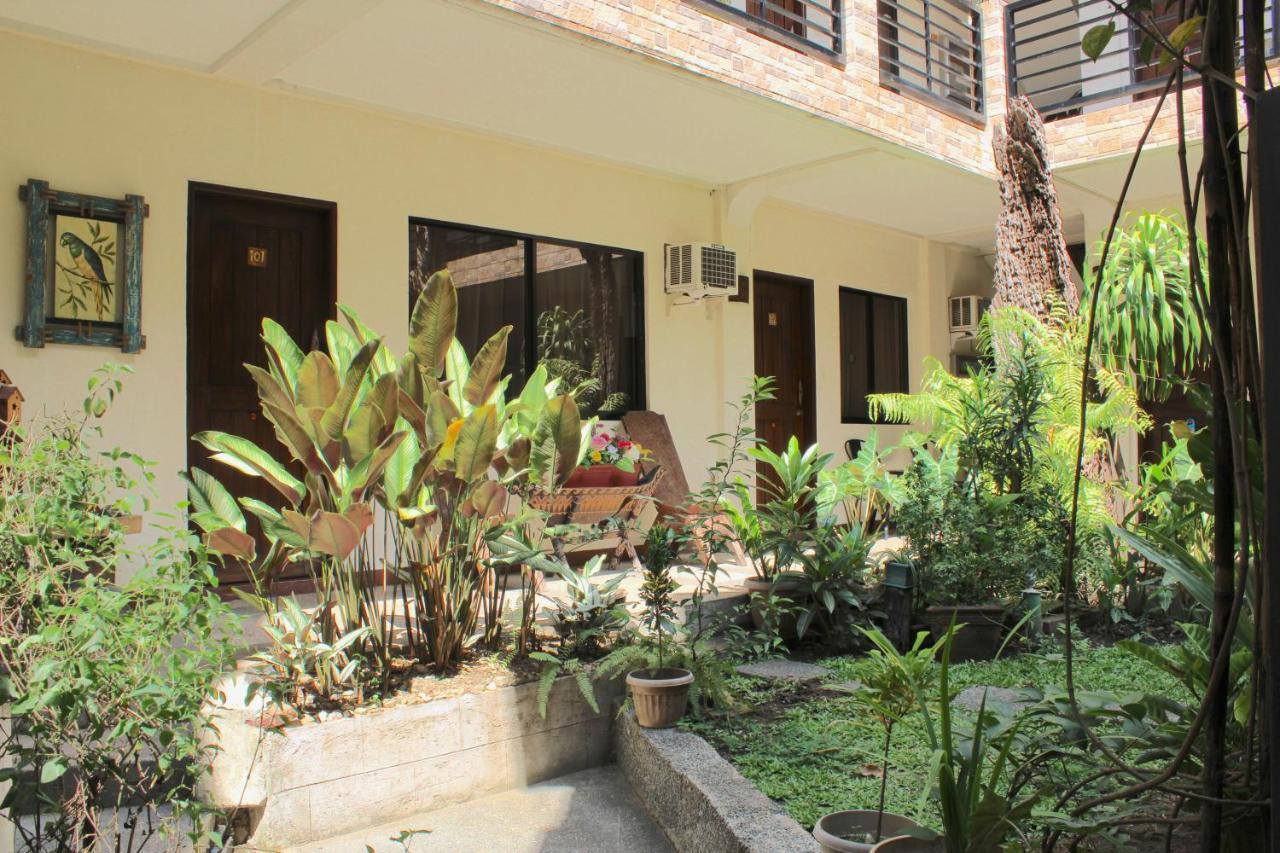 Balaibinda Lodge Coron Exterior photo