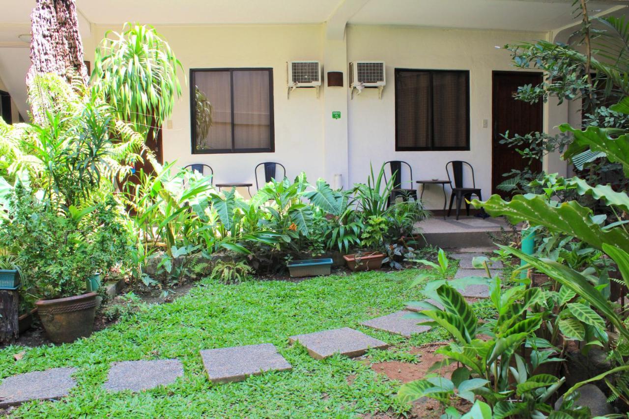 Balaibinda Lodge Coron Exterior photo
